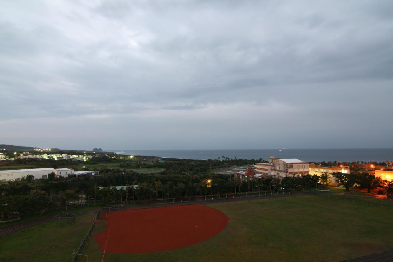 East Coast Sea View Hotel Chenggong Exterior photo
